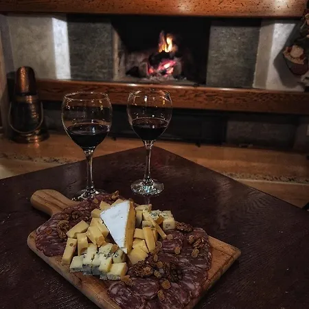 Luxury Private House In Center Apartment