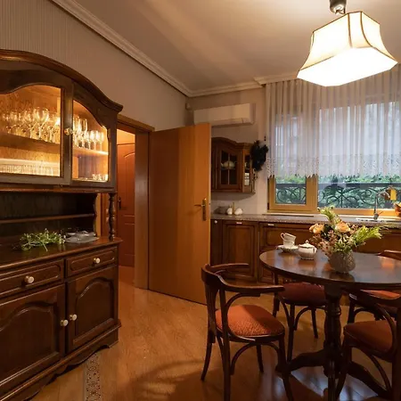 Luxury Private House In Center * Veliko Tŭrnovo
