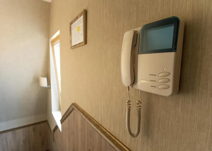 Luxury Private House In Center