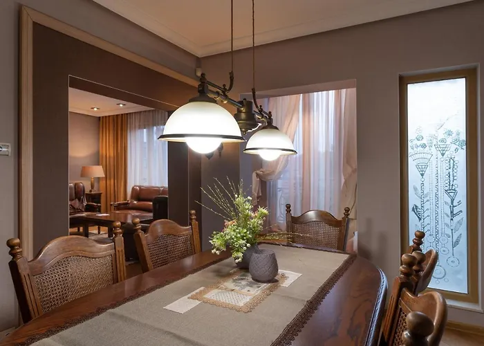 Luxury Private House In Center